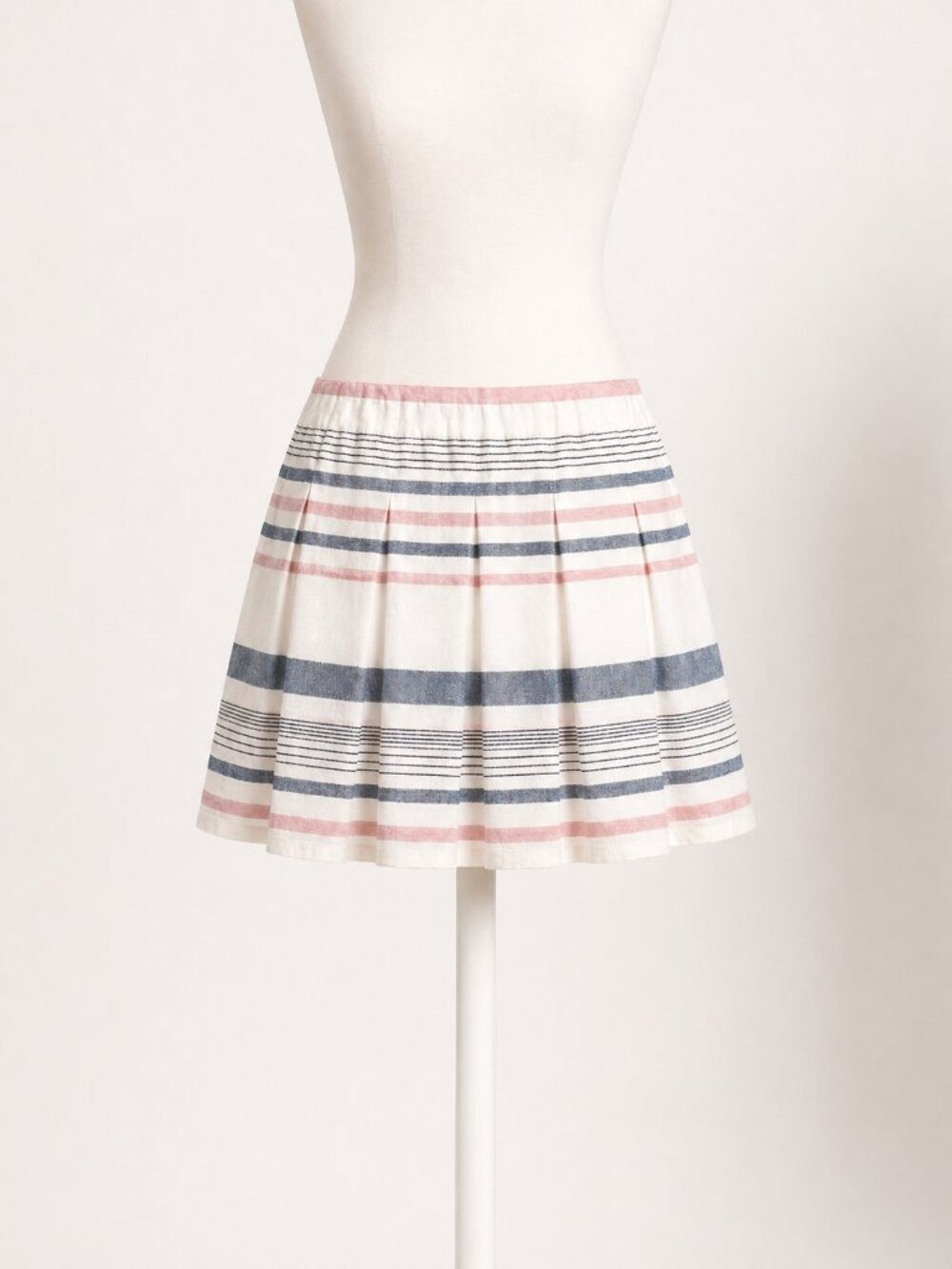 Sim & Sam Pleated Striped Mini Skirt Size Small Fully lined. NWT